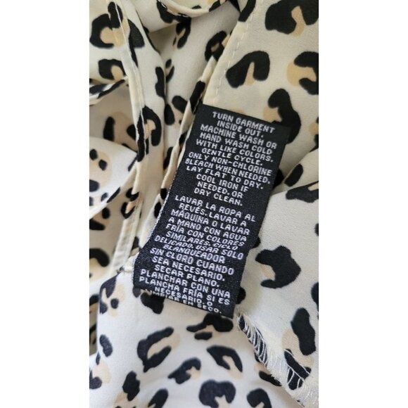 NEW Zac & Rachel Blouse animal print V-neck 3X Plus semi-sheer hi-low hem NWT - Picture 10 of 10